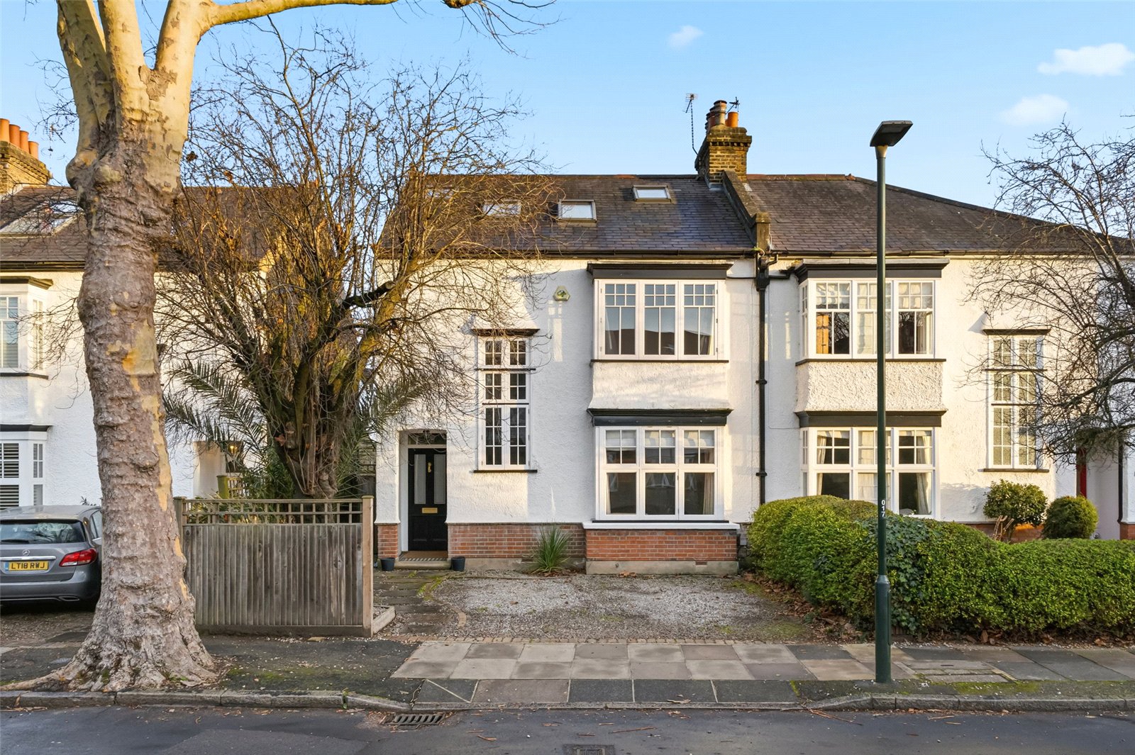 Gloucester Road, Hampton, TW12 2UJ