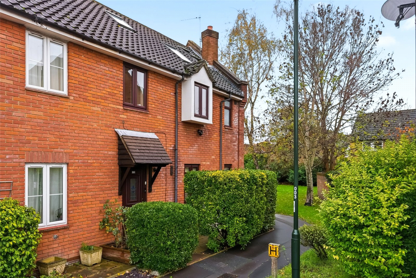 Jonquil Gardens, Hampton, TW12 3RZ
