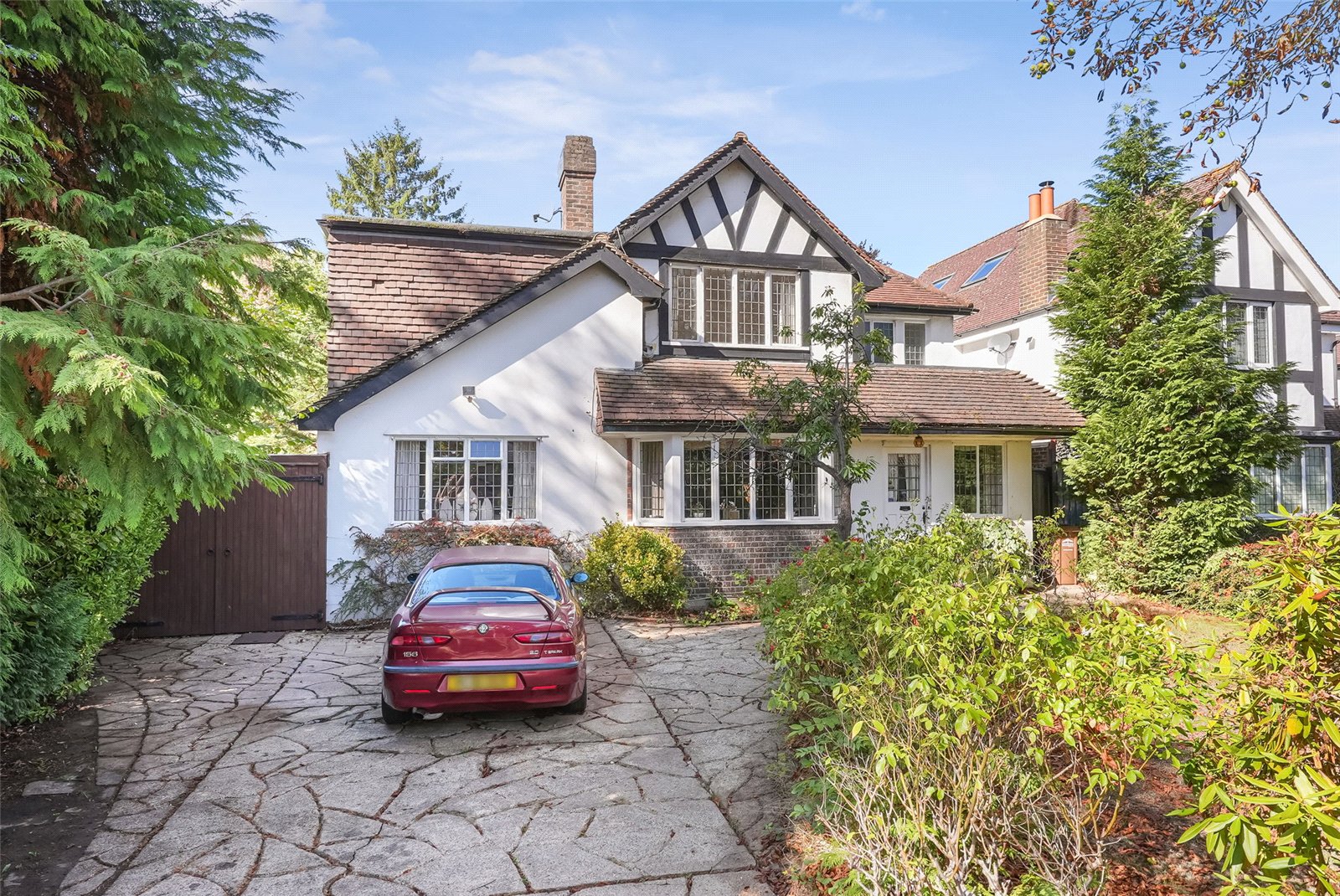 The Avenue, Sunbury, TW16 5HZ