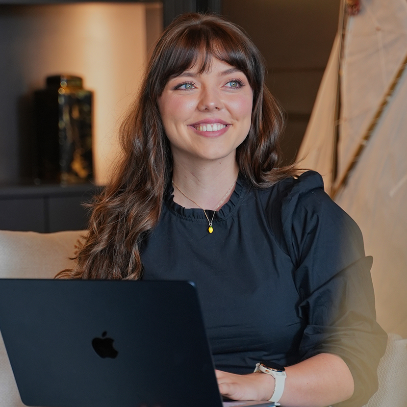 team member savannah - Devenports Estate Agents