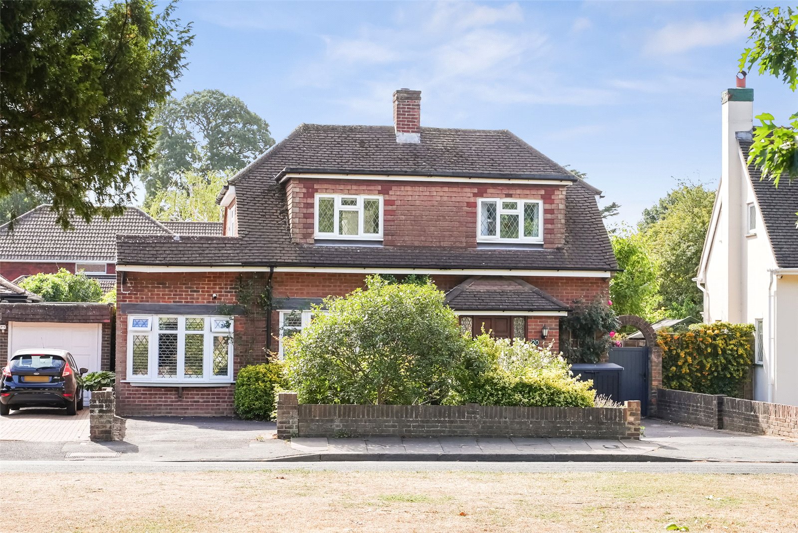 Hawkewood Road, Lower Sunbury, TW16 6HH