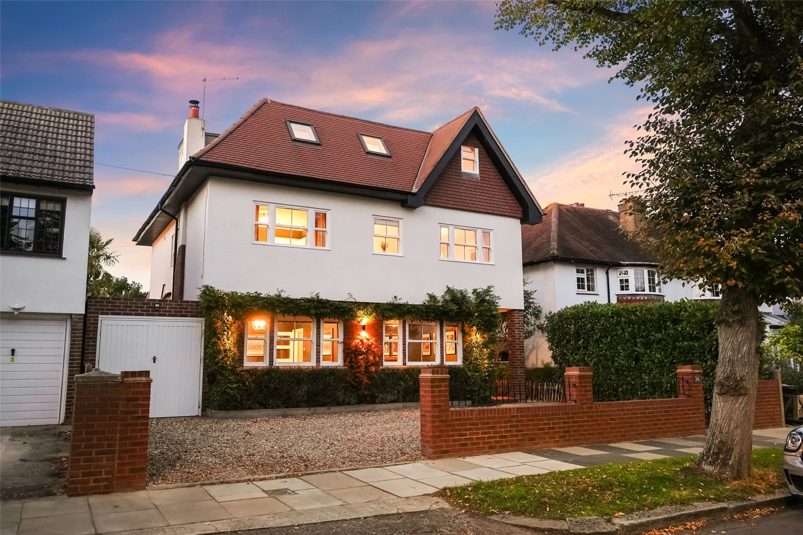 Courtlands Avenue, Hampton, TW12 3NT