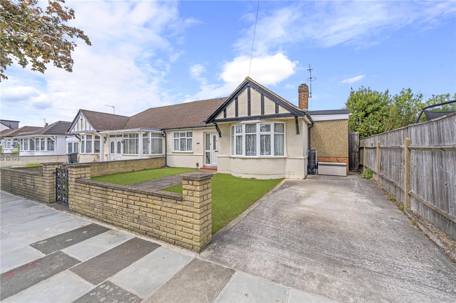 Glasbrook Avenue, Twickenham, TW2 6AH